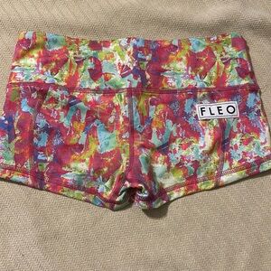 Fleo Shorts